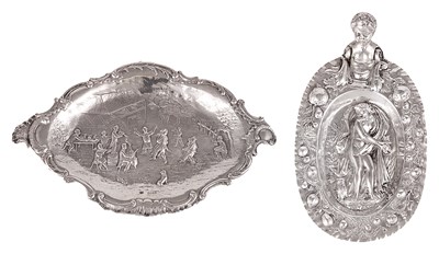 Lot 175 - A GERMAN SILVER PIN TRAY