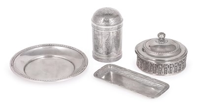 Lot 177 - A FRENCH SILVER BUTTER DISH HOLDER