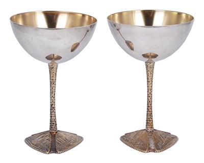 Lot 191 - A PAIR OF PARCEL-GILT SILVER COMMEMMORATIVE 'SYDNEY OPERA HOUSE' GOBLETS