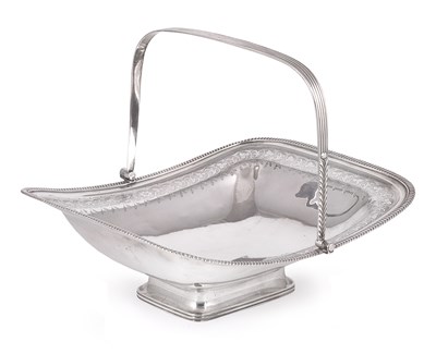 Lot 257 - A GEORGE III SILVER BASKET