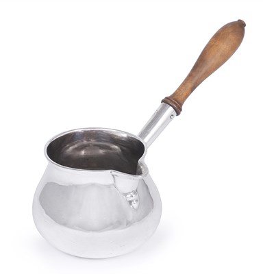 Lot 297 - A GEORGE II SILVER BRANDY SAUCEPAN