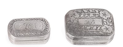 Lot 312 - A GEORGE III SILVER VINAIGRETTE