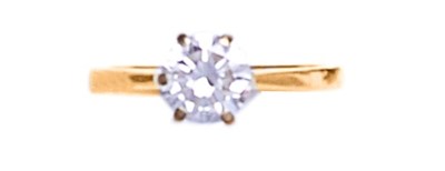 Lot 359 - DIAMOND RING