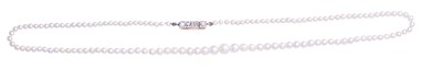Lot 365 - DIAMOND AND CULTURED PEARL NECKLACE