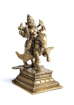 Lot 618 - A BRONZE FIGURE OF KHANDOBA, WESTERN DECCAN, INDIA, 17TH/18TH CENTURY