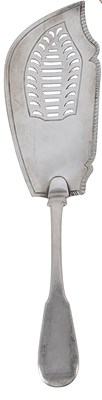 Lot 401 - A SCOTTISH GEORGE IV SILVER FISH SLICE