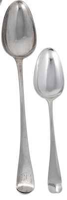 Lot 403 - A GEORGE III SILVER GRAVY SPOON