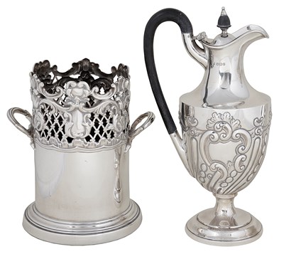 Lot 427 - AN EDWARDIAN SILVER SIPHON STAND
