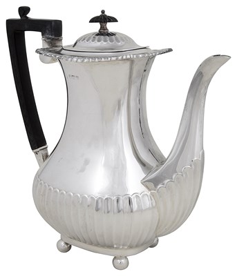Lot 430 - A GEORGE V SILVER COFFEE POT
