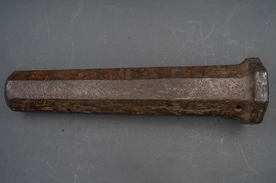 Lot 157 - AN IRON CANNON IN LATE 15TH CENTURY STYLE, 19TH/20TH CENTURY