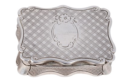 Lot 499 - A VICTORIAN SILVER VINAIGRETTE