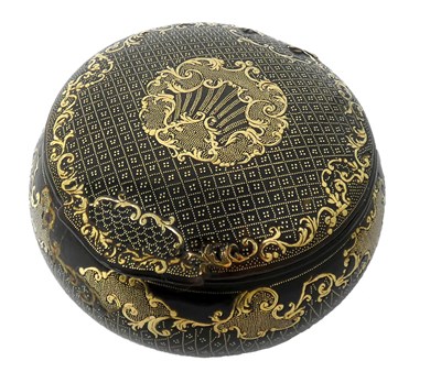Lot 523 - ËœA TORTOISESHELL AND GOLD PIQUE-WORK BOX