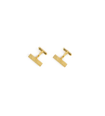 Lot 550 - PAIR OF FOURTEEN CARAT GOLD CUFFLINKS