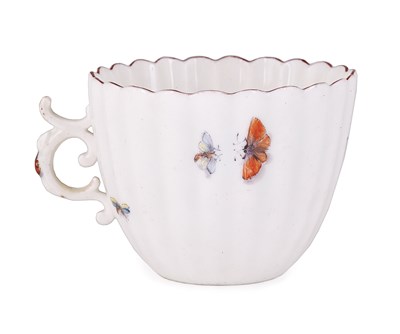 Lot 36 - A CHELSEA FLUTED COFFEE CUP