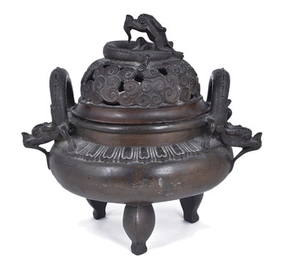 Lot 94 - A BRONZE TRIPOD INCENSE BURNER AND COVER