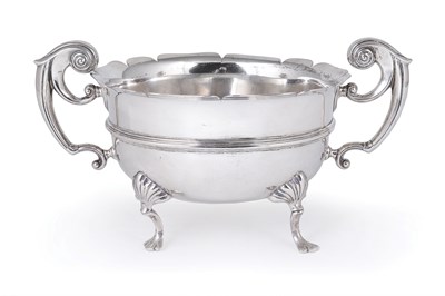 Lot 227 - A VICTORIAN SILVER BOWL