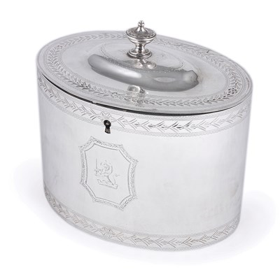 Lot 244 - A GEORGE III SILVER TEA CADDY