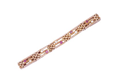 Lot 329 - GOLD, RUBY AND DIAMOND BRACELET