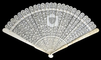 Lot 81 - A CHINESE IVORY FAN