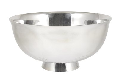 Lot 178 - A SILVER BOWL