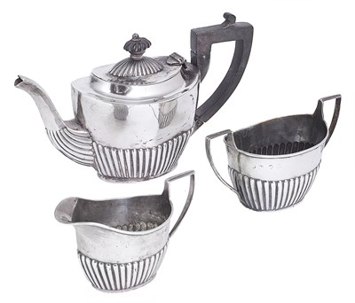 Lot 217 - A VICTORIAN SILVER BACHELOR'S THREE-PIECE TEA SET