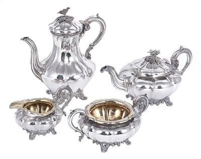 Lot 218 - A GEORGE IV SILVER THREE-PIECE TEA SET