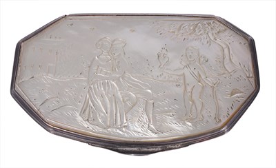 Lot 250 - A GEORGE III SILVER AND MOTHER OF PEARL SNUFF BOX