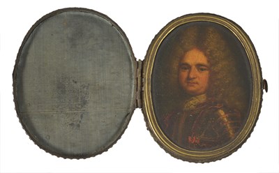 Lot 295 - A PORTRAIT MINIATURE OF A YOUNG MAN