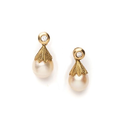 Lot 271 - A PAIR OF CULTURED PEARL AND DIAMOND DROP EARRINGS