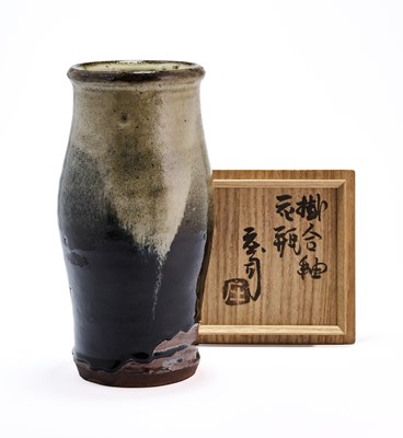 Lot 154 - HAMADA SHOJI (1894-1978), VASE,  SHOWA ERA (1926-1989)