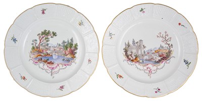 Lot 25 - A PAIR OF LUDWIGSBURG PLATES