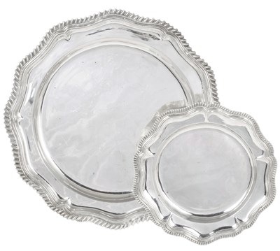 Lot 72 - TWO CHINESE SILVER DISHES IN SIZES, 19th/20TH CENTURY