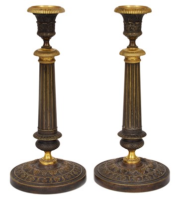 Lot 89 - A PAIR OF RESTAURATION BRONZE CANDLESTICKS