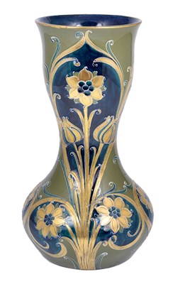 Lot 104 - A MOORCROFT 'GREEN AND GOLD' MACINTYRE VASE