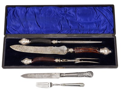 Lot 112 - A SET OF SIX PORTUGUESE SILVER FORKS