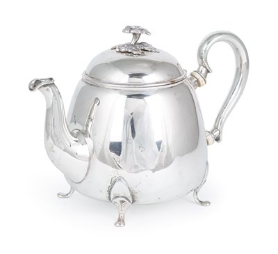 Lot 149 - A DANISH SILVER TEAPOT