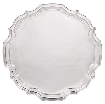 Lot 183 - A SILVER SALVER