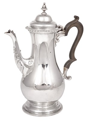 Lot 198 - A VICTORIAN SILVER COFFEE POT