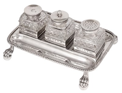 Lot 215 - AN IRISH GEORGE III SILVER INKSTAND