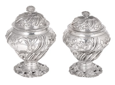 Lot 220 - A PAIR OF GEORGE III SILVER TEA CADDIES