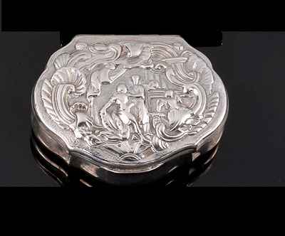 Lot 262 - A DANISH SILVER SNUFF BOX