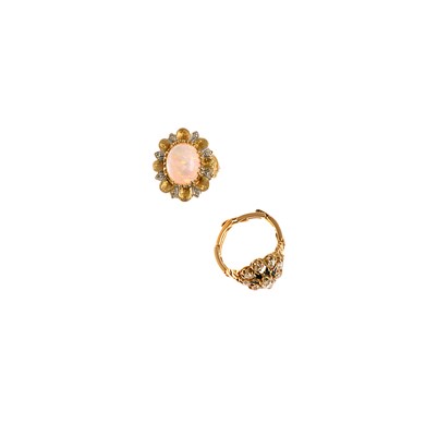 Lot 343 - TWO DRESS RINGS