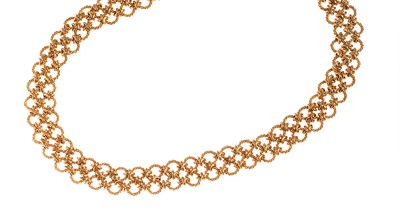 Lot 359 - GOLD MESH NECKLACE