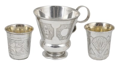 Lot 104 - A RUSSIAN SILVER KIDDUSH CUP