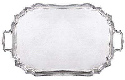 Lot 166 - A GEORGE V SILVER TRAY