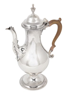 Lot 272 - A GEORGE III SILVER COFFEE POT