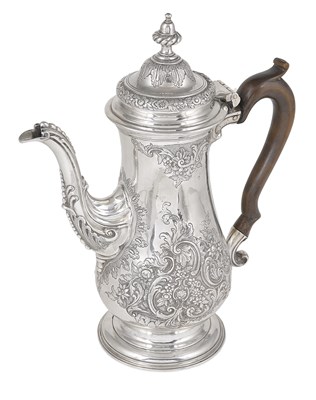 Lot 291 - A GEORGE III SILVER COFFEE POT