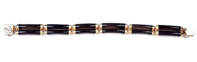 Lot 367 - SMOKY QUARTZ BRACELET