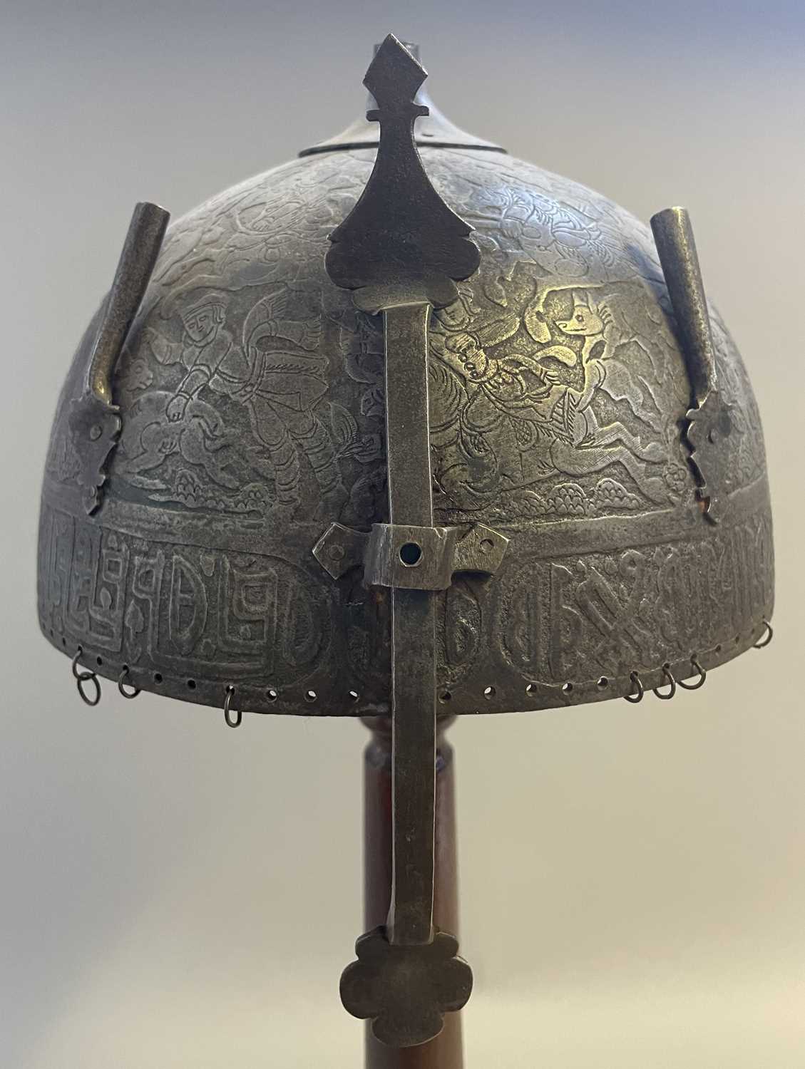 Lot 171 - AN INDO-PERSIAN HELMET (KULAH KHUD), 19TH