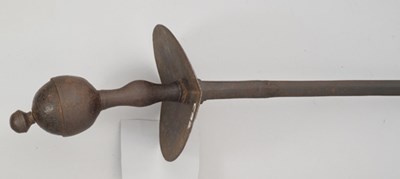 Lot 4 - A RARE SOUTH INDIAN RAPIER, 16TH/17TH CENTURY, PROBABLY NAIR, MALABAR COAST, KARNATAKA